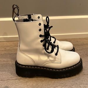 Platform Doc Martens